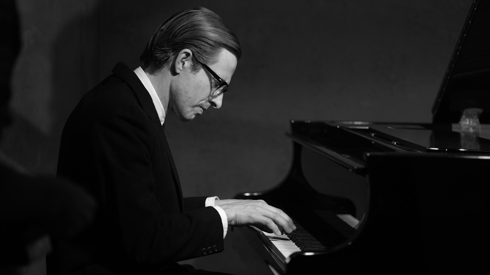 Everybody Digs Bill Evans--
